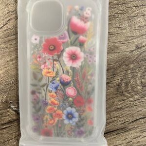 iPhone 15 Floral Pattern Phone Case